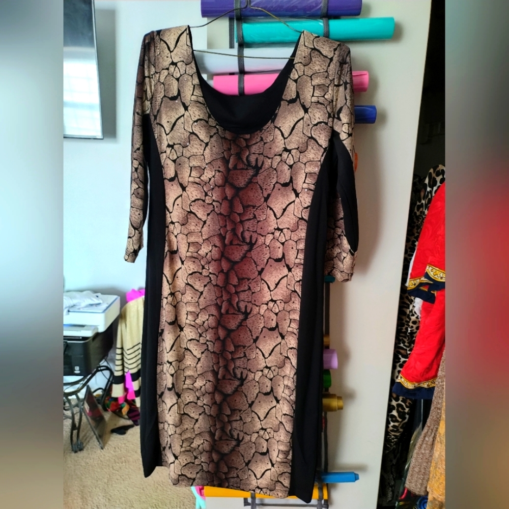 Black and beige dress xl